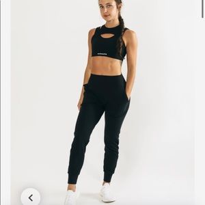 Surface Expanse Joggers-alphalete